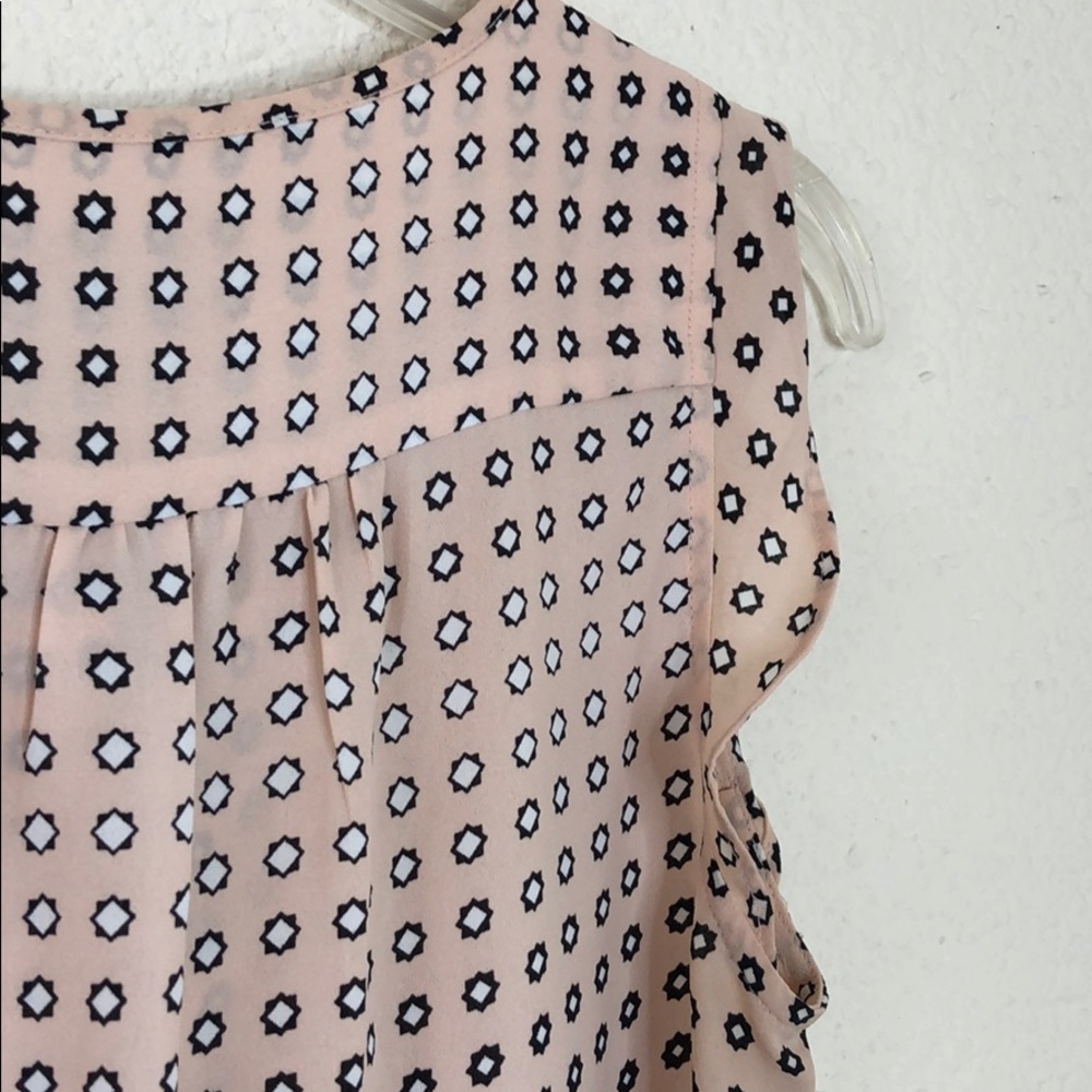 Loft Sleeveless Shell - Picture 3 of 5